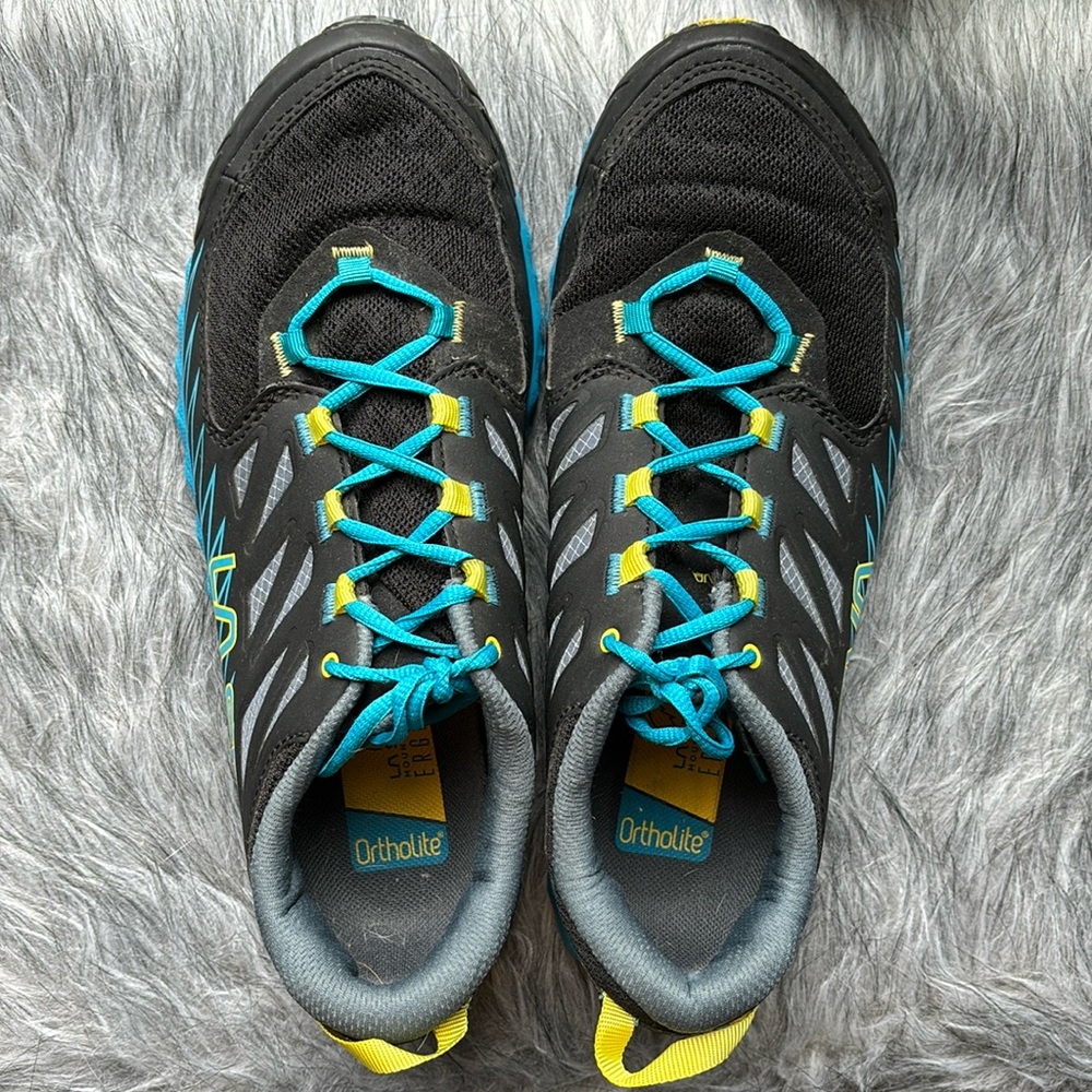 La Sportiva mountain running ergonomic ortholite shoes